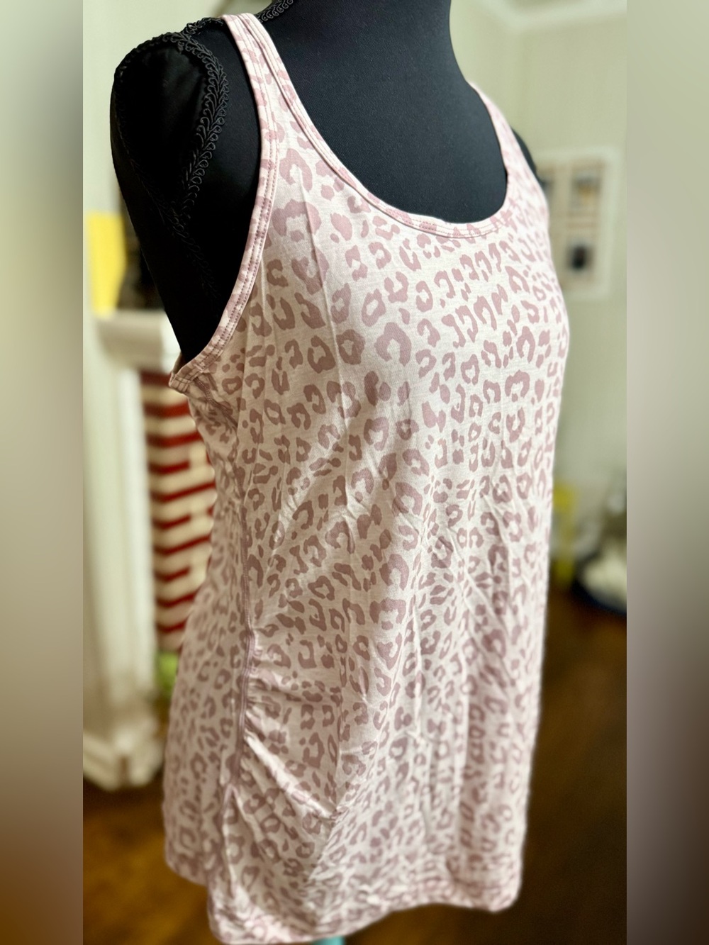 Gap Fit Maternity Breathe NWT Pink Leopard Print Racer Back Tank Top‎ Sz Small
